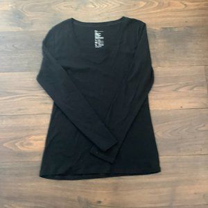 GAP The Essential V-Neck Women’s Size L